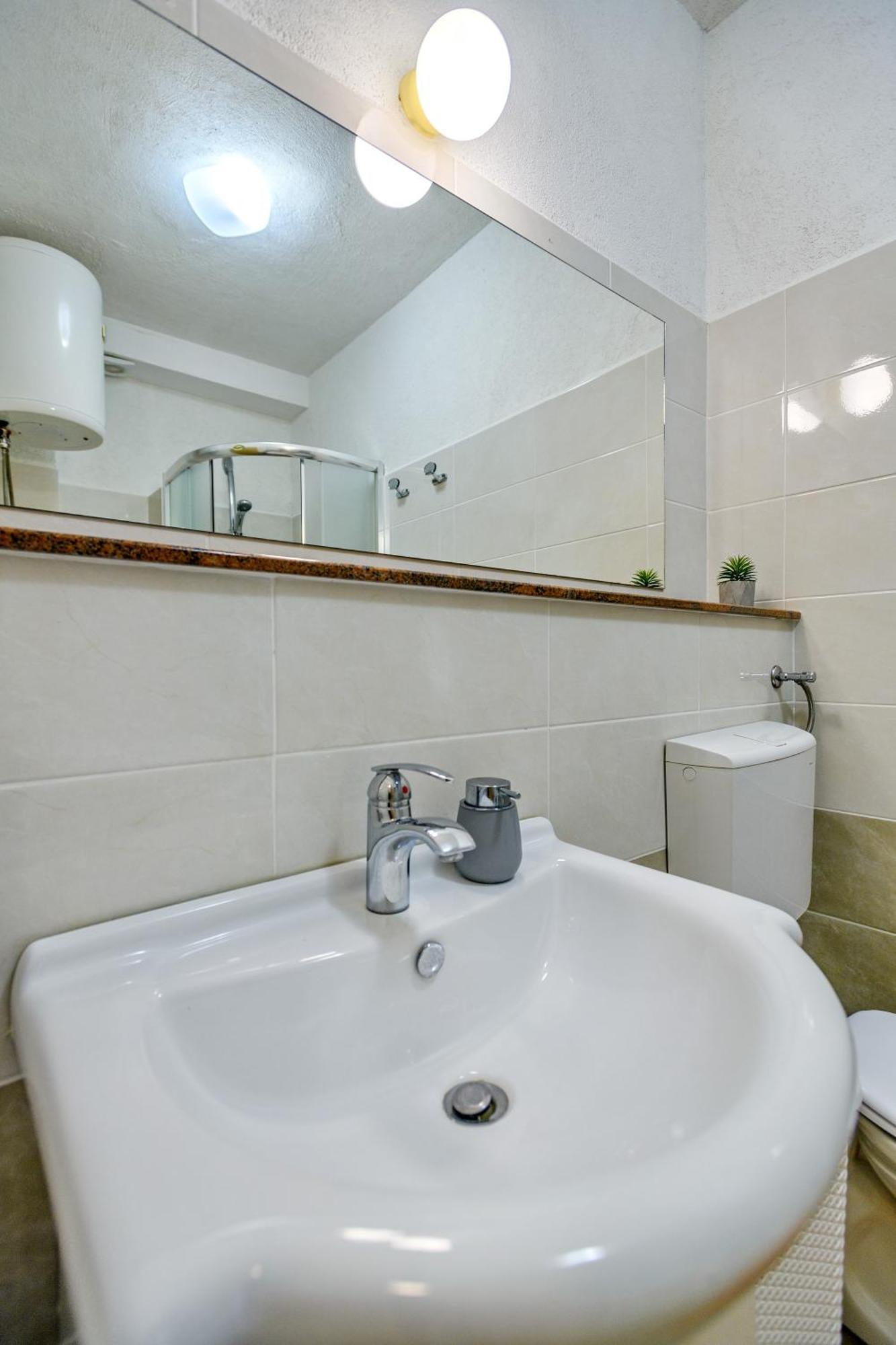 Apartman كالي المظهر الخارجي الصورة